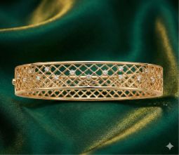 bracelet with diamonds