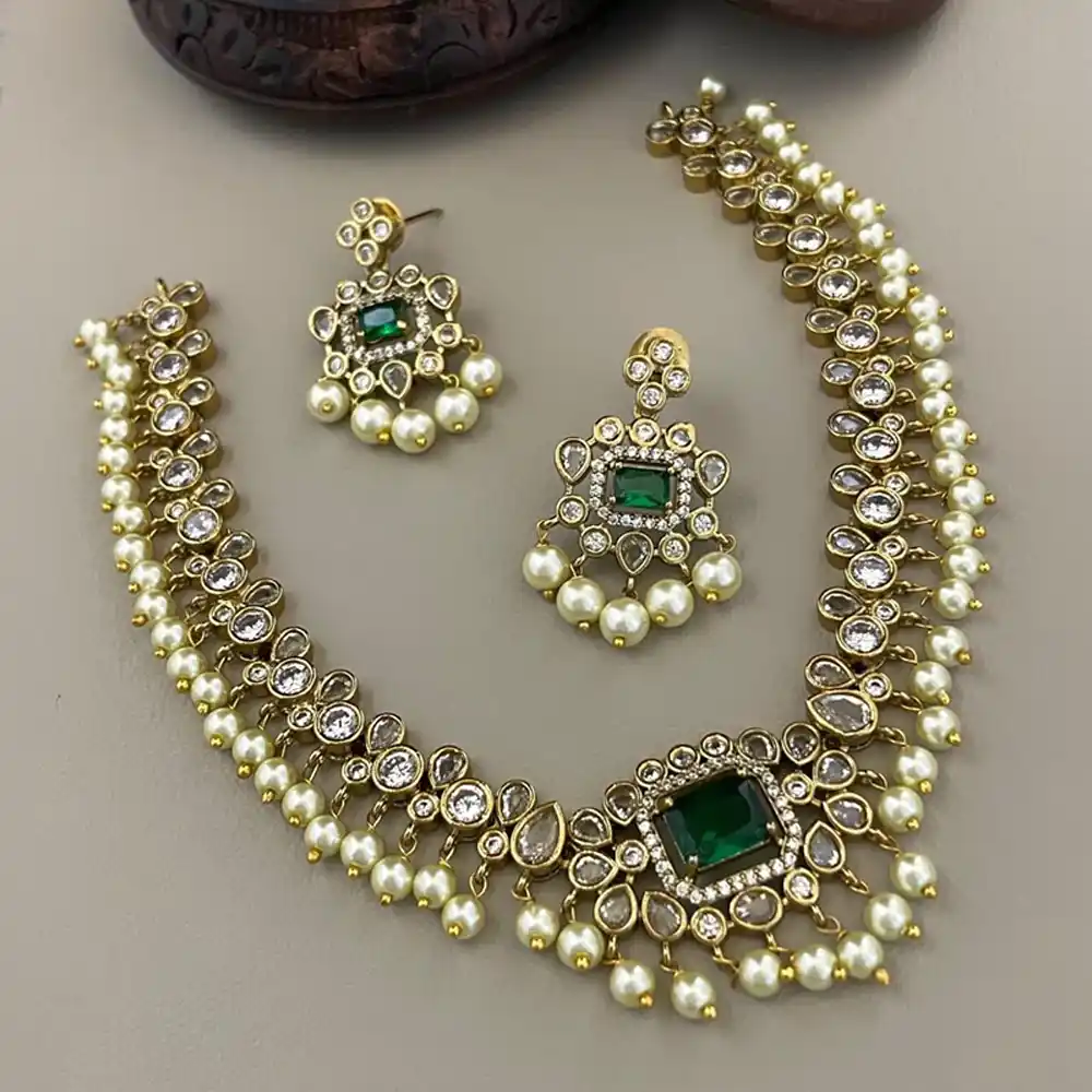 Pearl Crystal Necklace Set